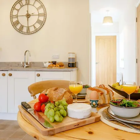 1 Bed In Harrogate Oc-89152 Semesterbostad